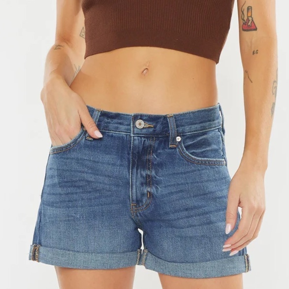 BEAU High Rise Shorts